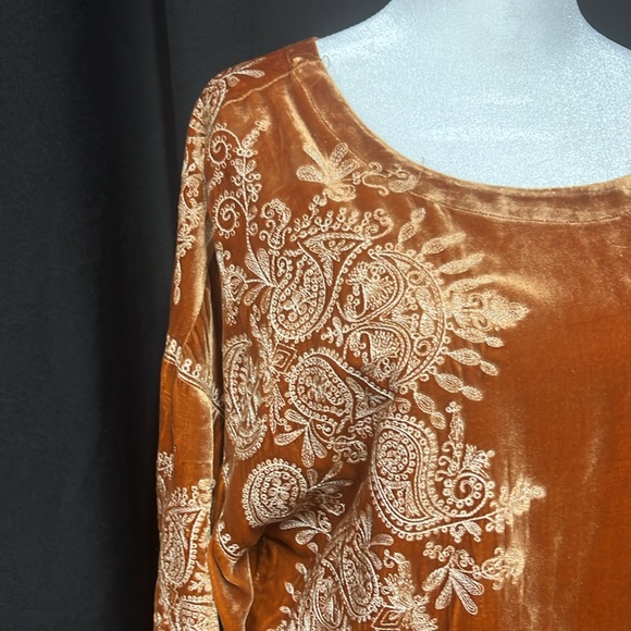 Sundance Embroidered Velvet Orange Top - Picture 5 of 7